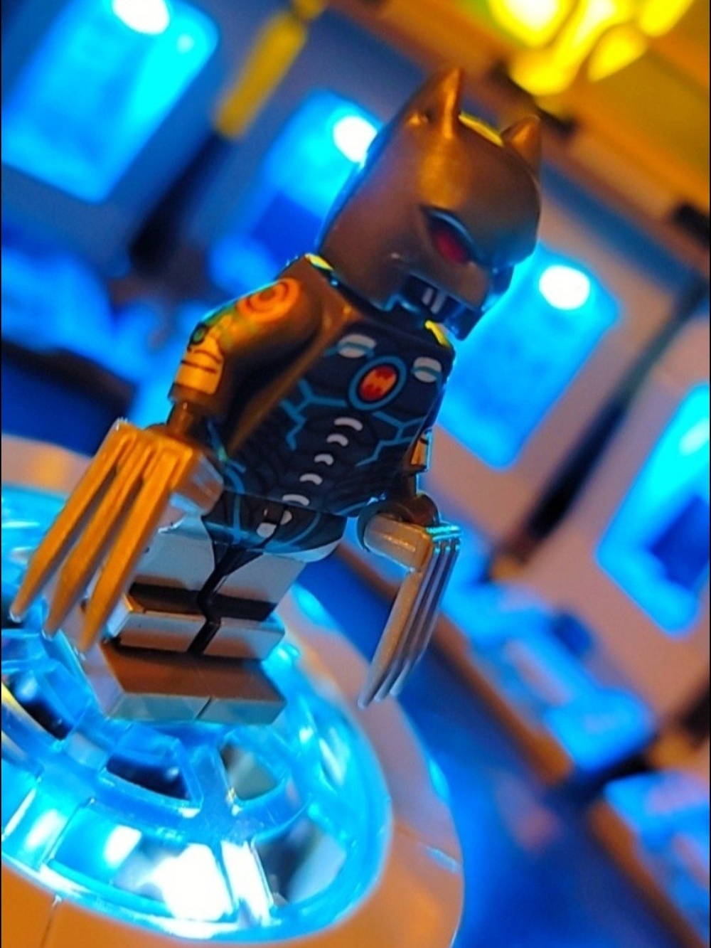 Batman Minifigure Lego Compatible - Picture 5 of 7